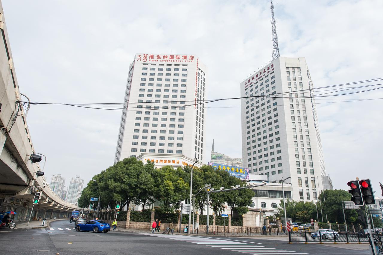 Vienna International Hotel Shanghai Train Station Exterior foto
